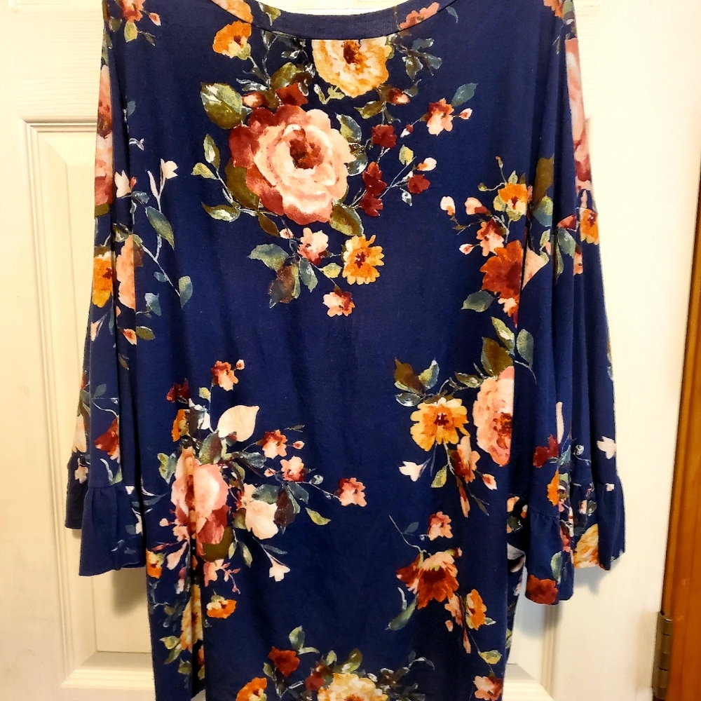 Le Lis floral tunic size XL - Picture 2 of 5